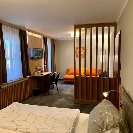 Renate Krupik Hotel